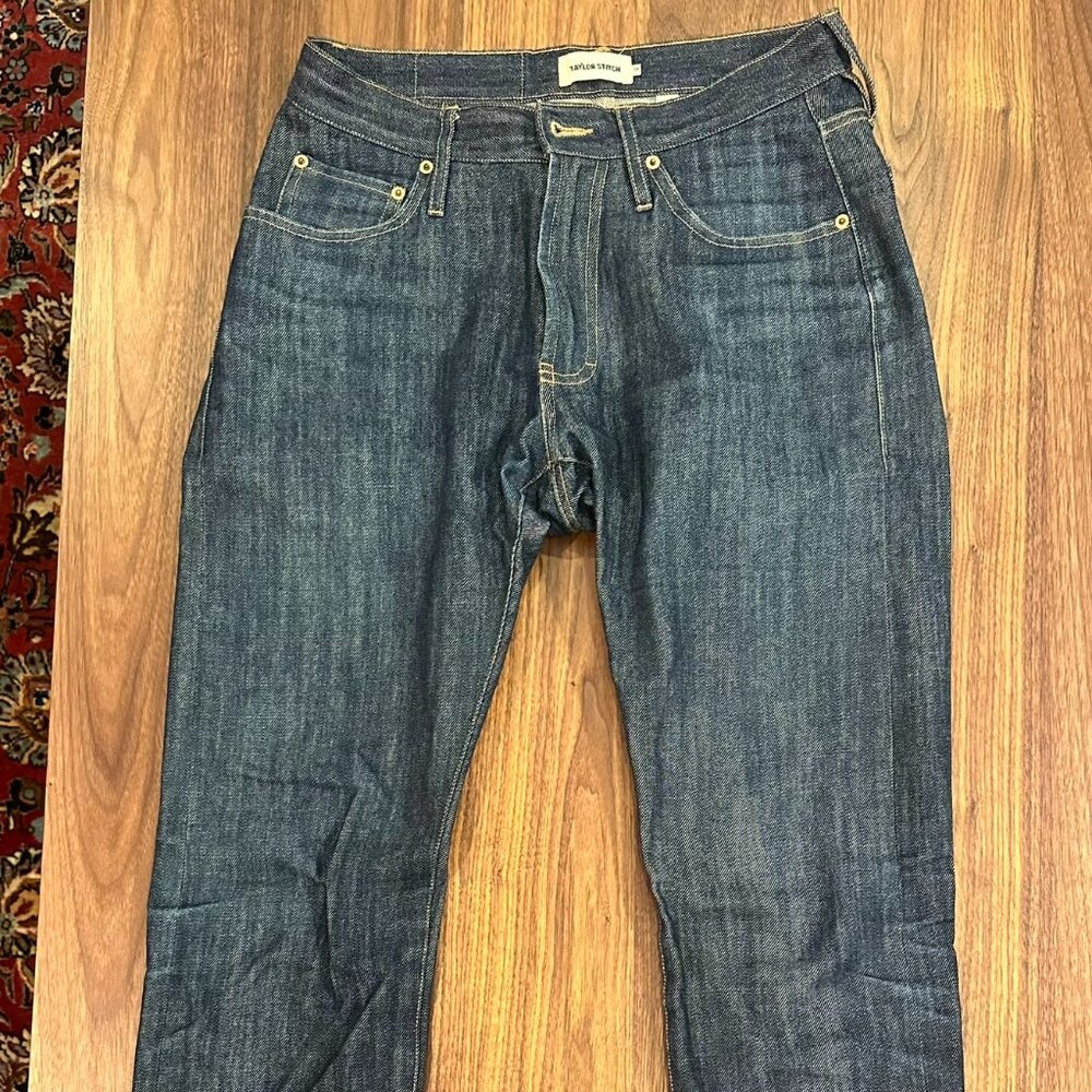 Talyor Stitch Slim Jean